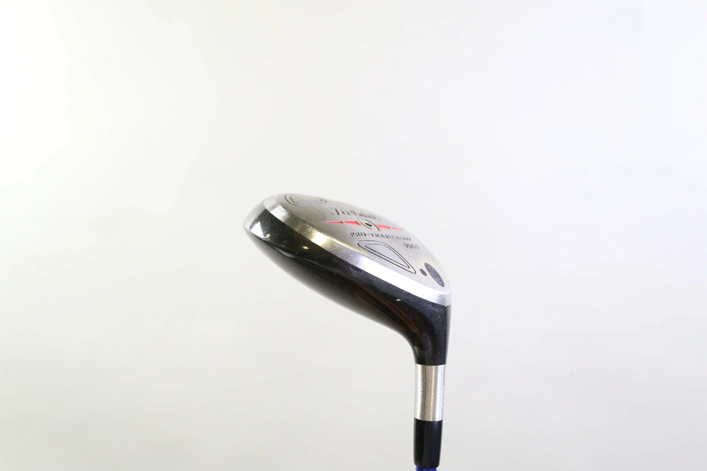 Titleist 904F 4 Wood 17* RH 42.5 In YS-6+ Graphite Shaft Stiff Flex - Image 3