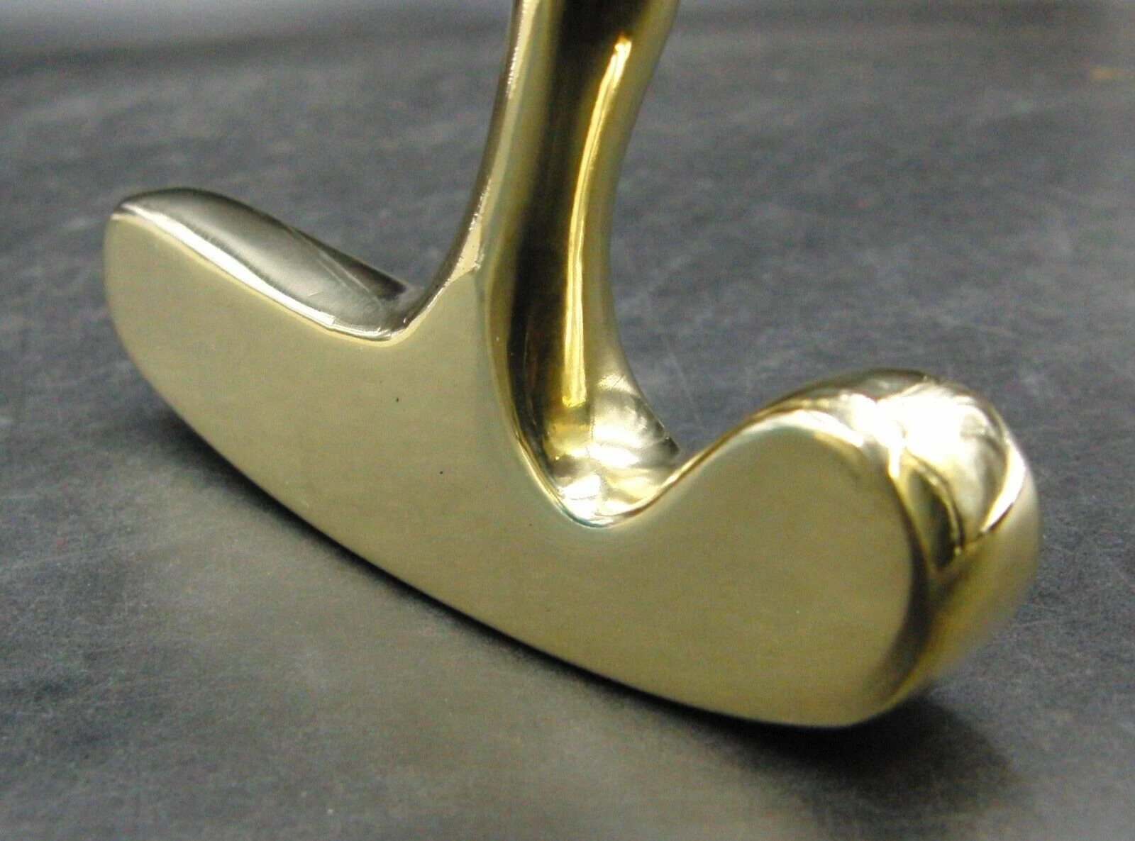 Refurbished Titleist Acushnet OR-M-4-S Bulls Eye Putter 86cm Length Steel Shaft - Image 5