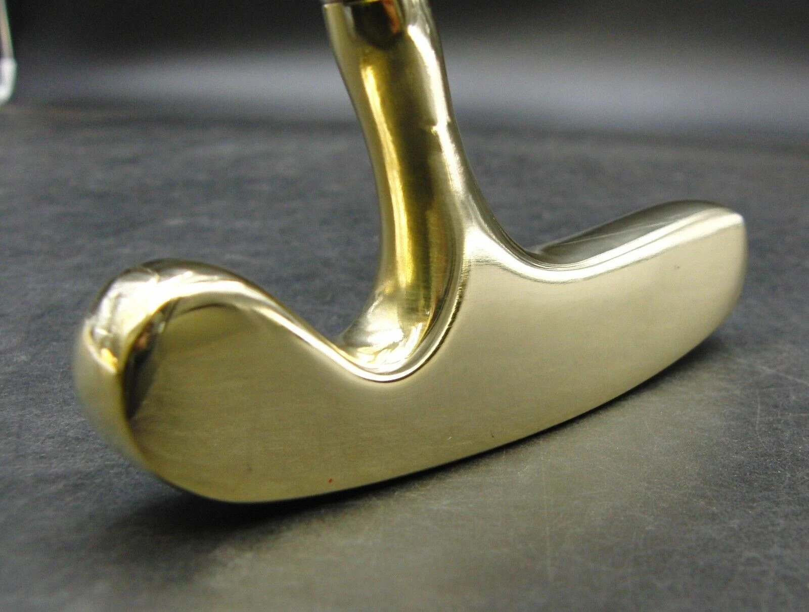 Refurbished Titleist Acushnet OR-M-4-S Bulls Eye Putter 86cm Length Steel Shaft - Image 4