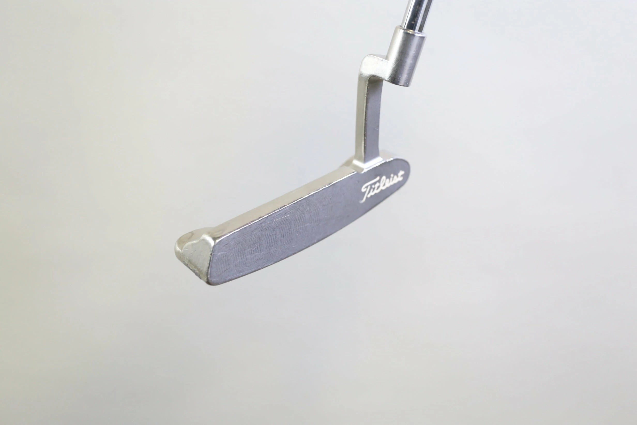 Titleist Studio Stainless Newport Scotty Cameron Right Handed 35 In Steel Shaft - Image 2