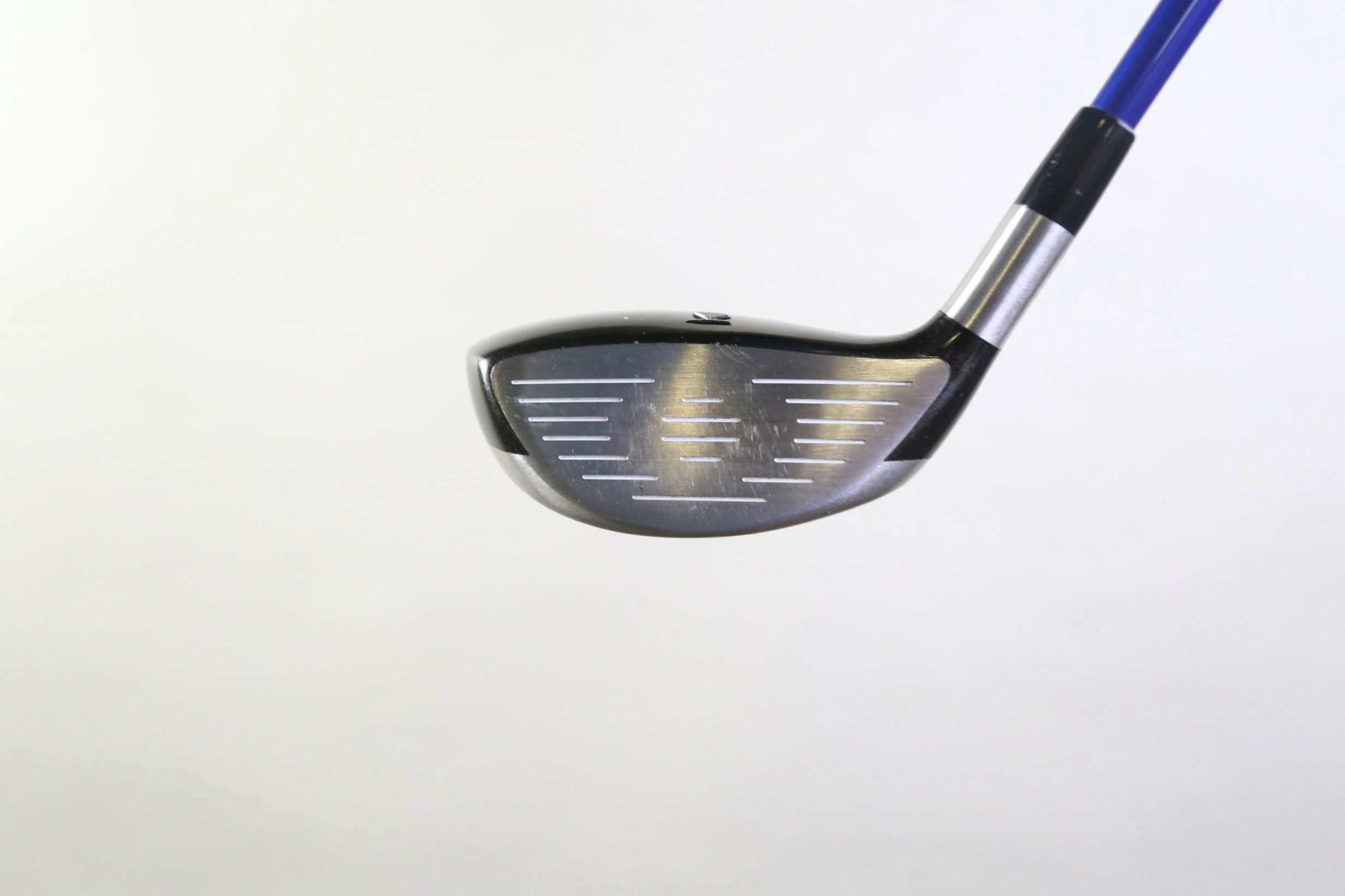 Titleist 904F 5 Wood 19* RH 42.5 In Graphite Design Shaft Stiff Flex - Image 6